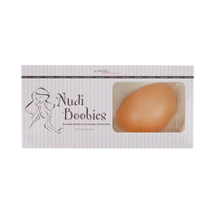 CLEAVAGE NUDI BOOBIES